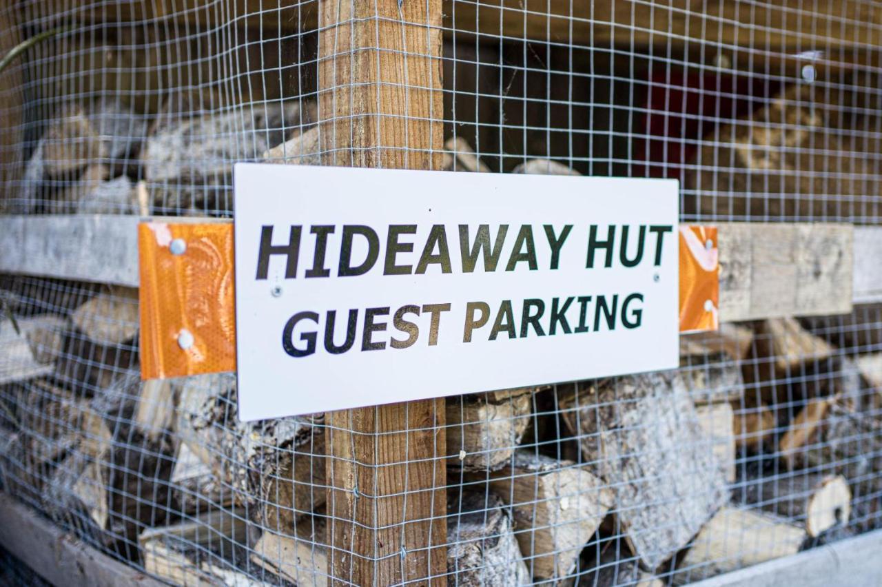 The Hideaway Hut - 1 Bed Shepherds Hut - Hereford Ngoại thất bức ảnh